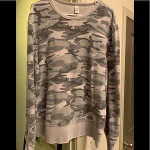 Men’s light weight sweatshirt